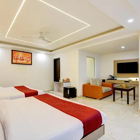 Hotel Krishna - By Rcg Hotels, Centrally Located, New Delhi Exterior photo