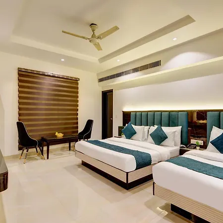 Hotel Krishna - By Rcg Hotels, Centrally Located, New Delhi Exterior photo