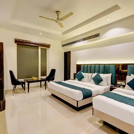 Hotel Krishna - By Rcg Hotels, Centrally Located, New Delhi Exterior photo