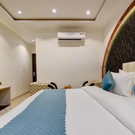 Hotel Krishna - By Rcg Hotels, Centrally Located, New Delhi Exterior photo